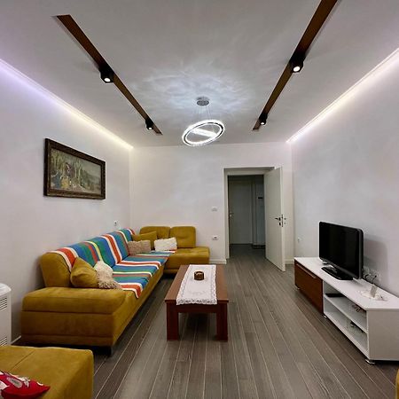 Alex Inn Gjirokastër Esterno foto