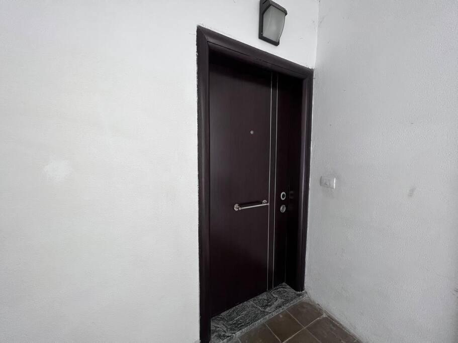 Alex Inn Gjirokastër Esterno foto