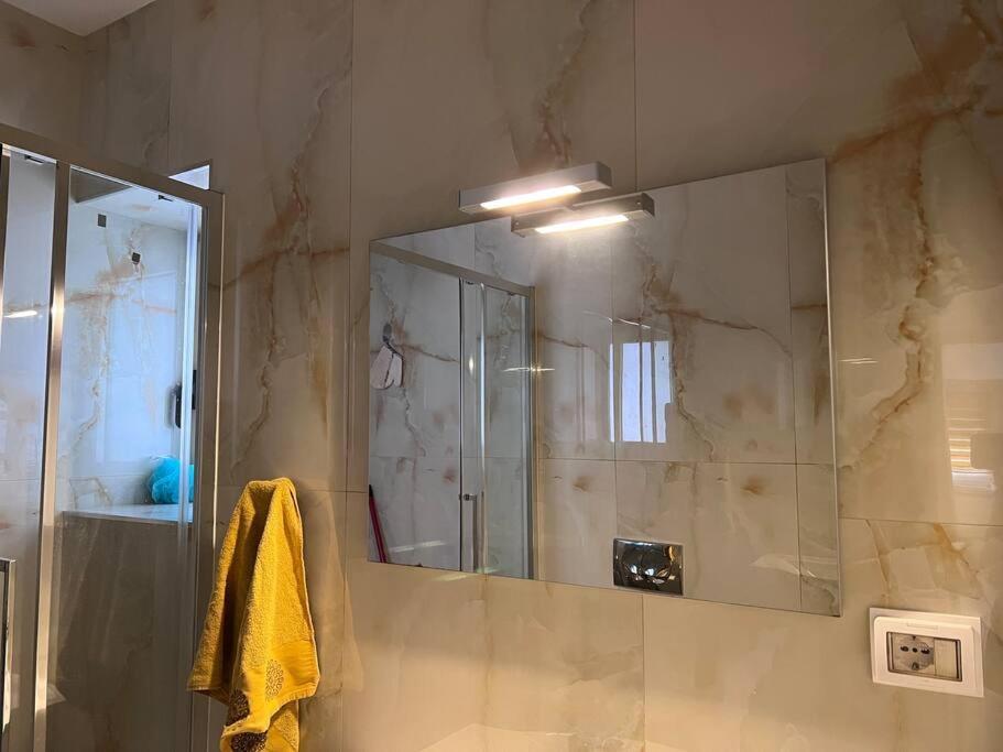 Alex Inn Gjirokastër Esterno foto