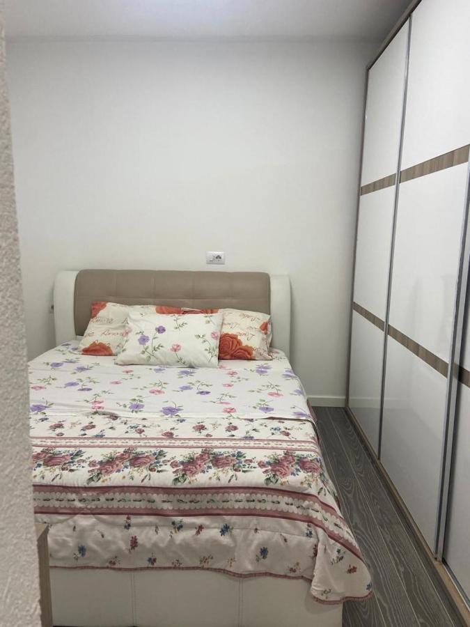 Alex Inn Gjirokastër Esterno foto